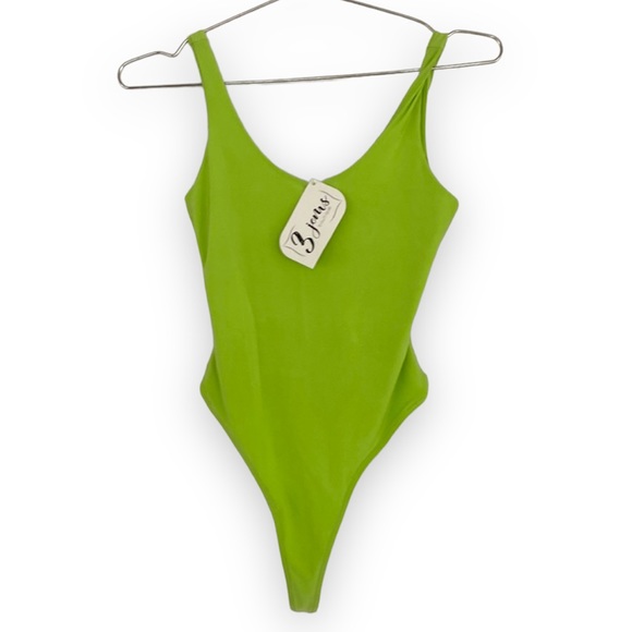 Tops - NWT 3Jems Lime green bodysuit